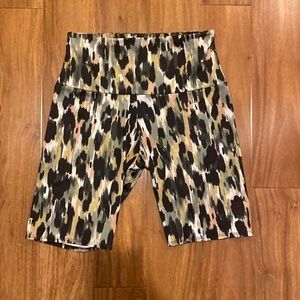 Free people Movement x Onzie High Rise Biker Shorts M/L